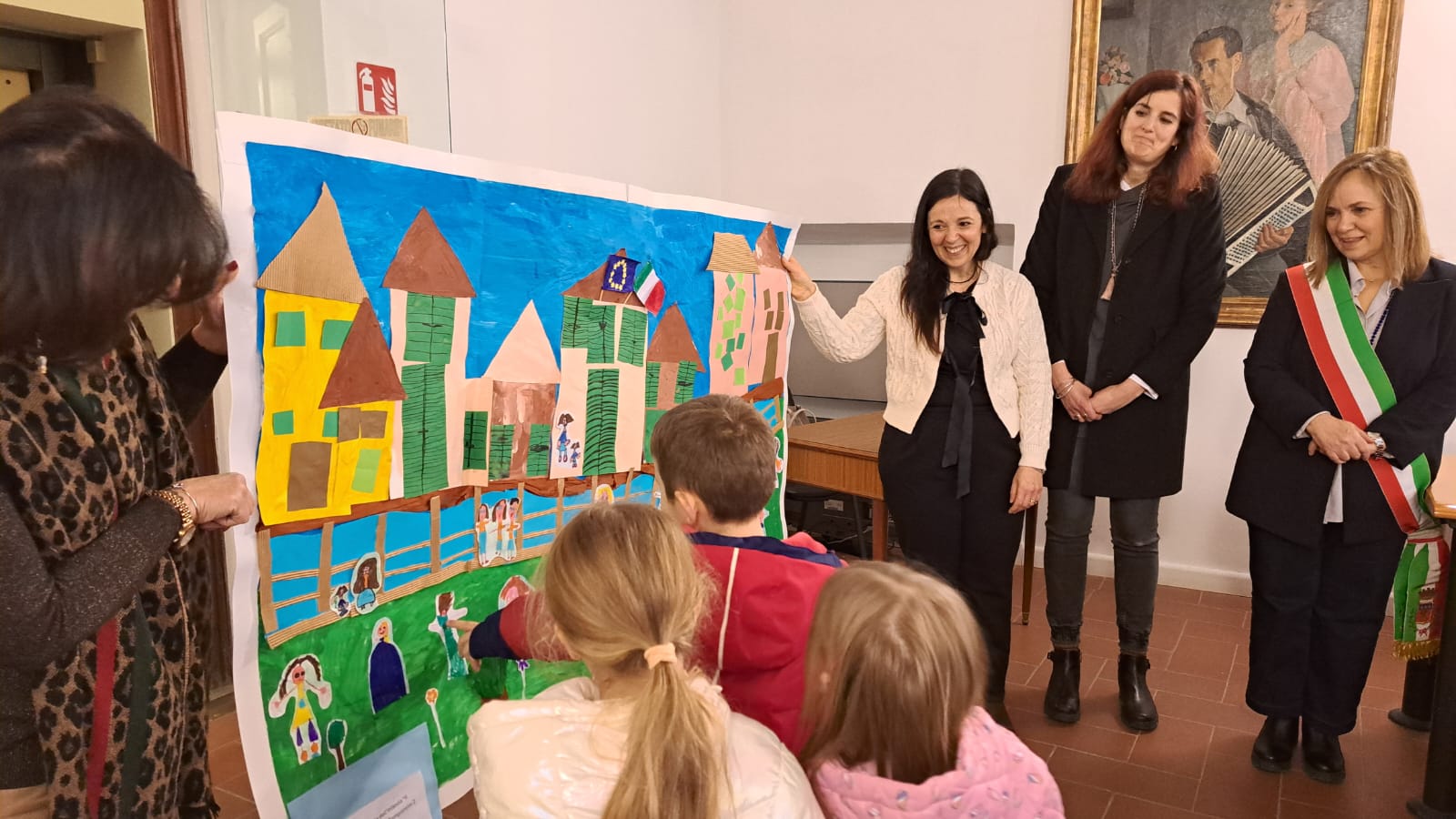 I piccoli della scuola d'infanzia Il Girotondo in visita in Comune