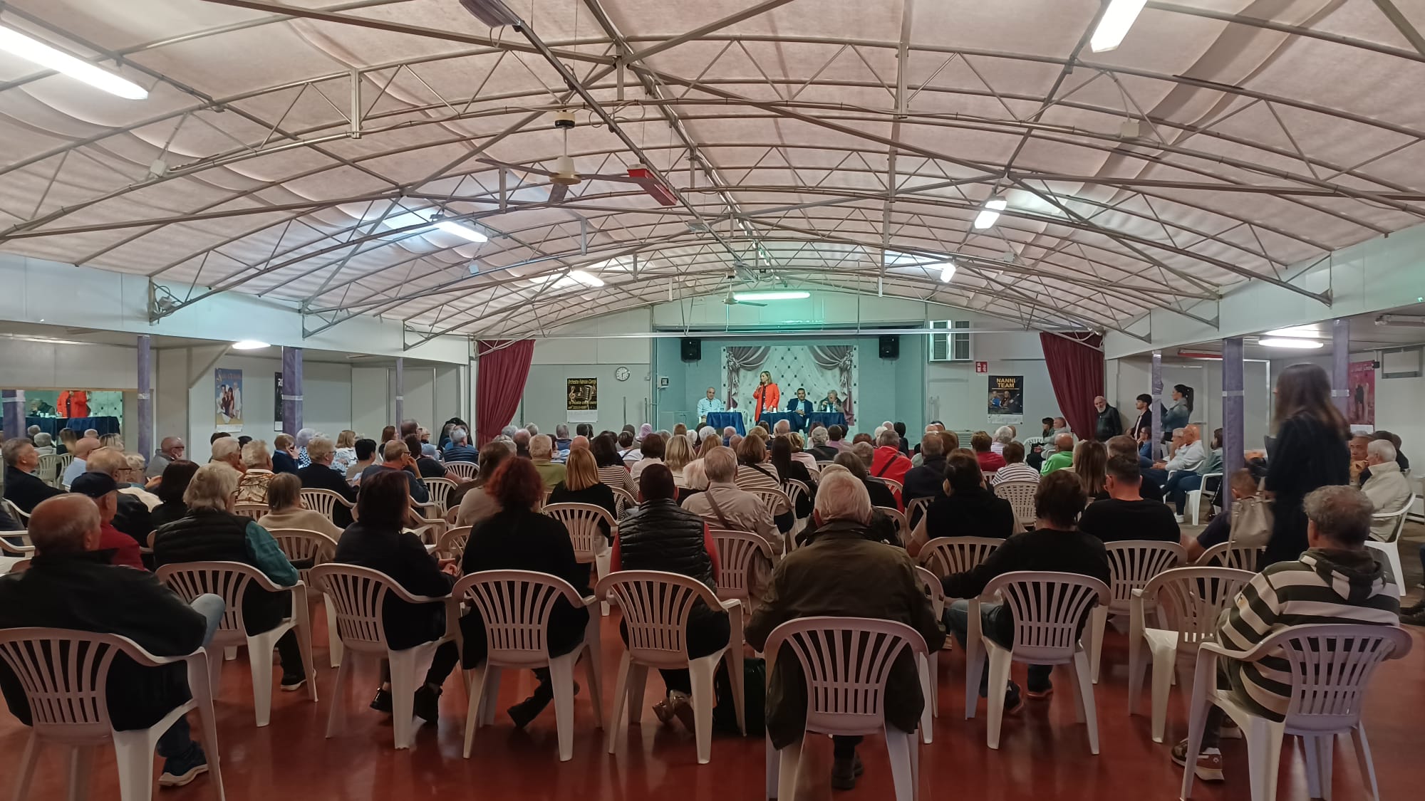 Sala gremita per l’incontro con Bellavista