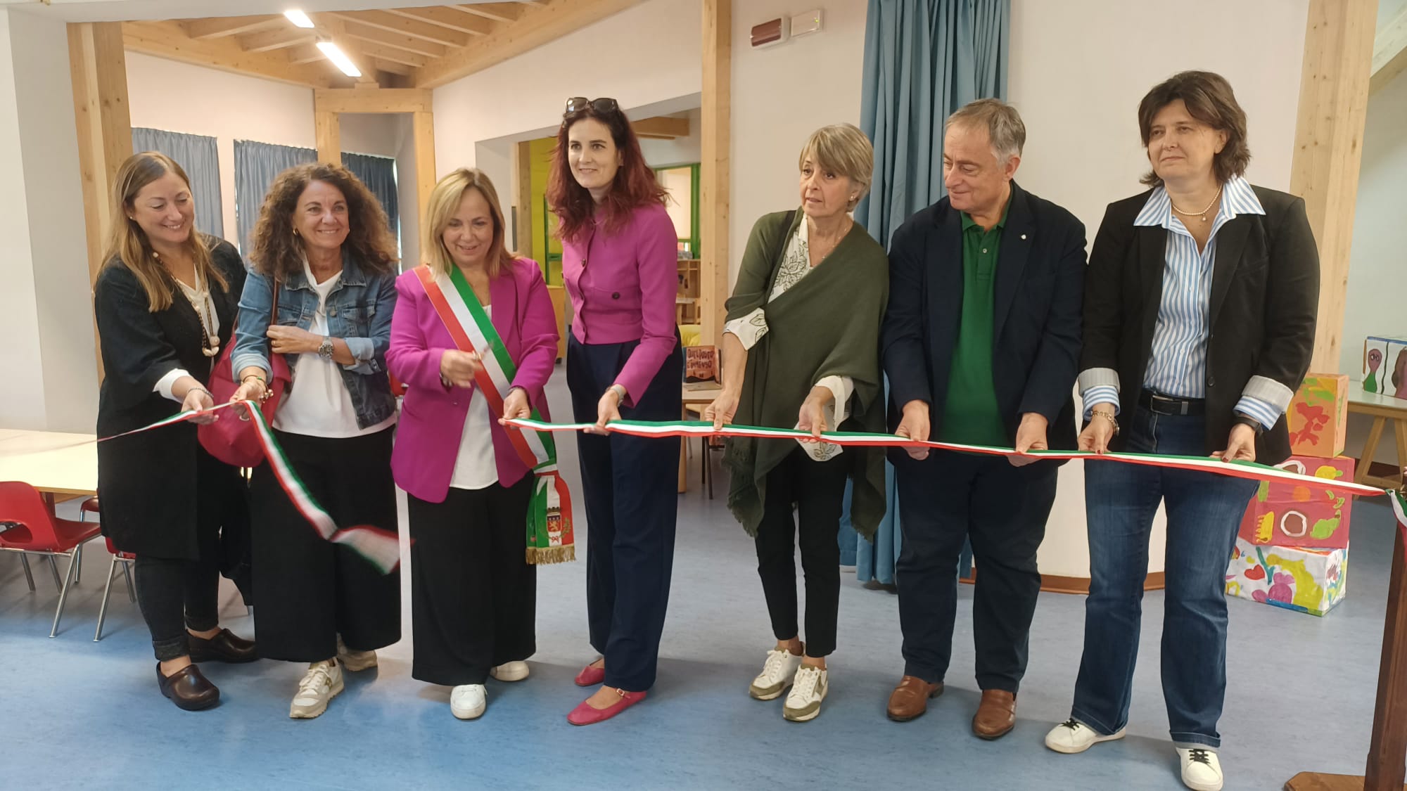 Spazi rinnovati, sicuri e di grande qualità. Riapre la scuola d’infanzia Arcobaleno